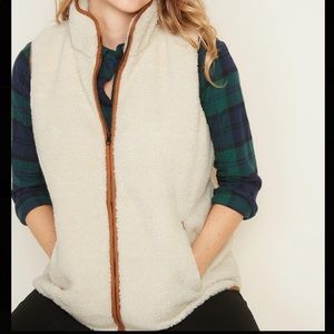 Old Navy- Sherpa Vest- Cream & Brown Size XXL